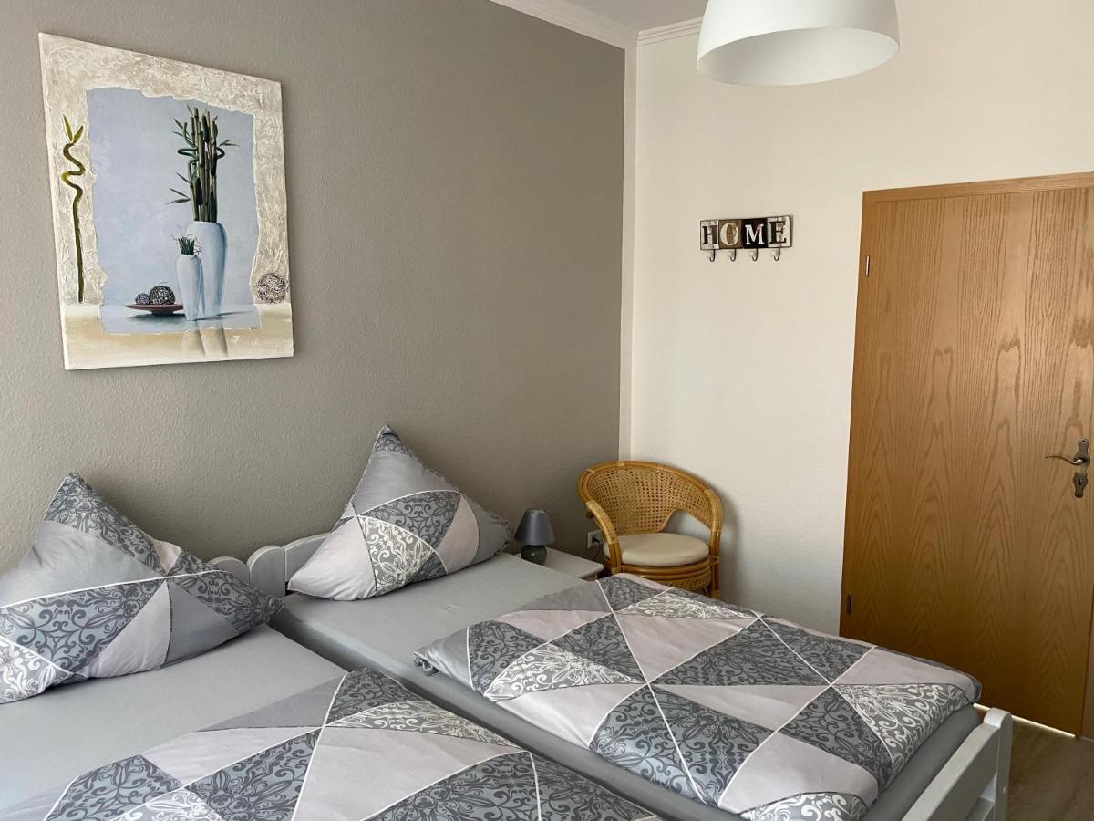 Ferienwohnung Am Schlossparkcenter Schwerin  Ngoại thất bức ảnh