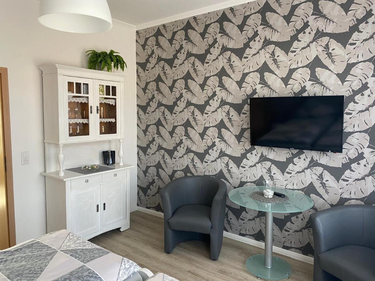 Ferienwohnung Am Schlossparkcenter Schwerin  Ngoại thất bức ảnh