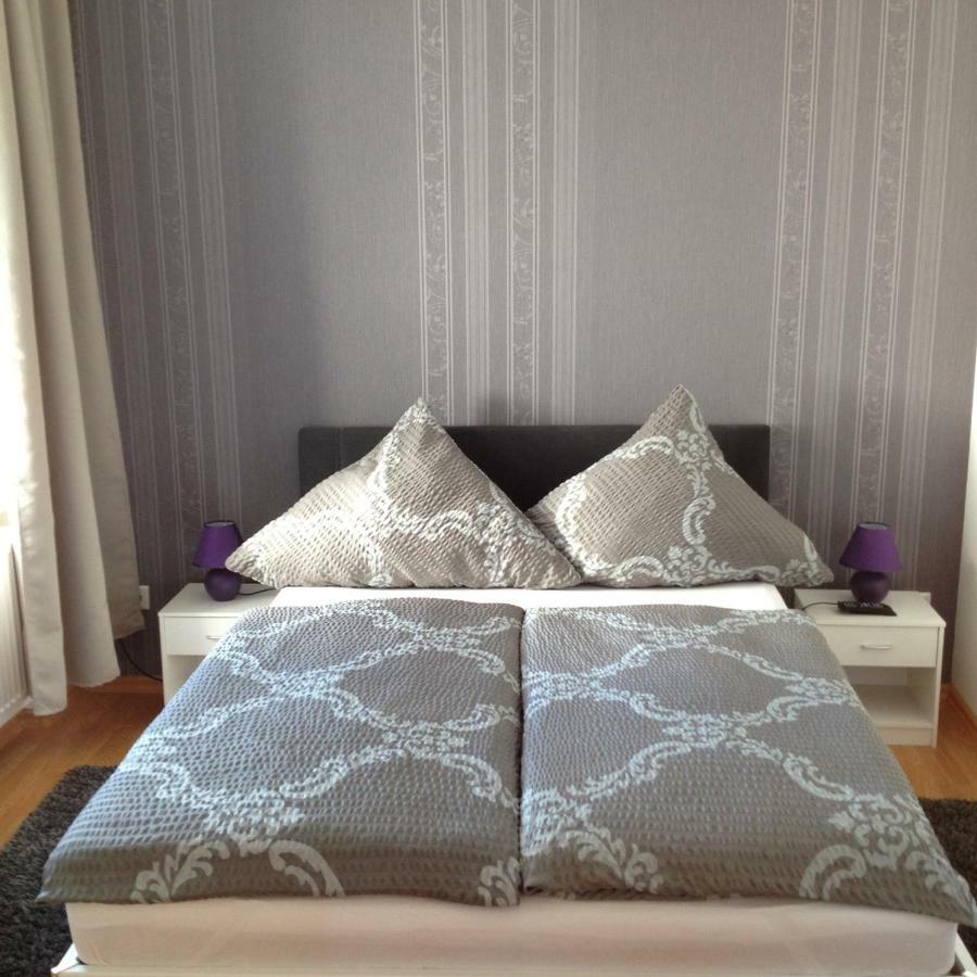 Ferienwohnung Am Schlossparkcenter Schwerin  Ngoại thất bức ảnh