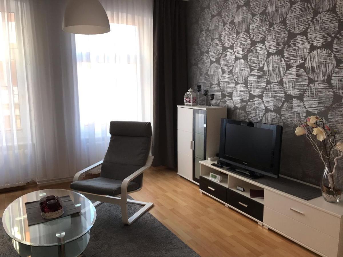 Ferienwohnung Am Schlossparkcenter Schwerin  Ngoại thất bức ảnh