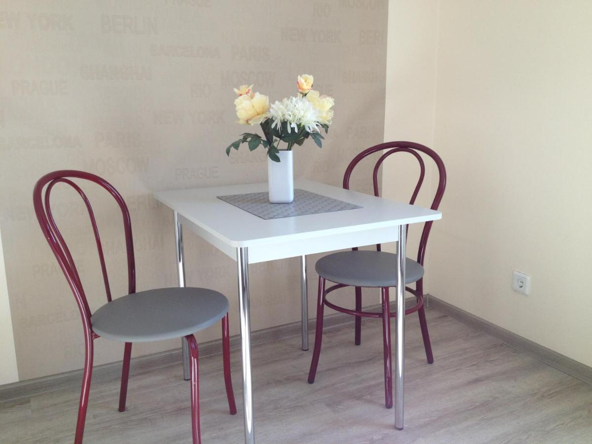 Ferienwohnung Am Schlossparkcenter Schwerin  Ngoại thất bức ảnh
