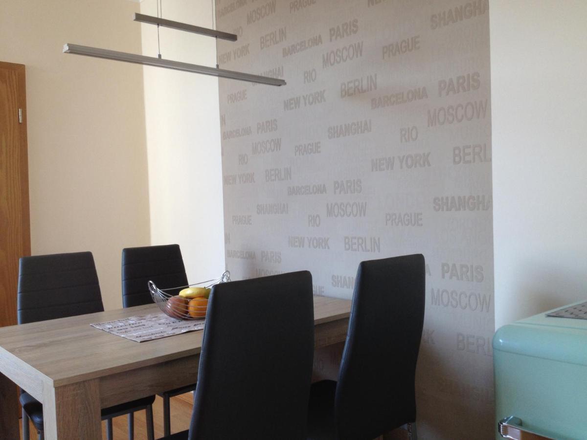 Ferienwohnung Am Schlossparkcenter Schwerin  Ngoại thất bức ảnh