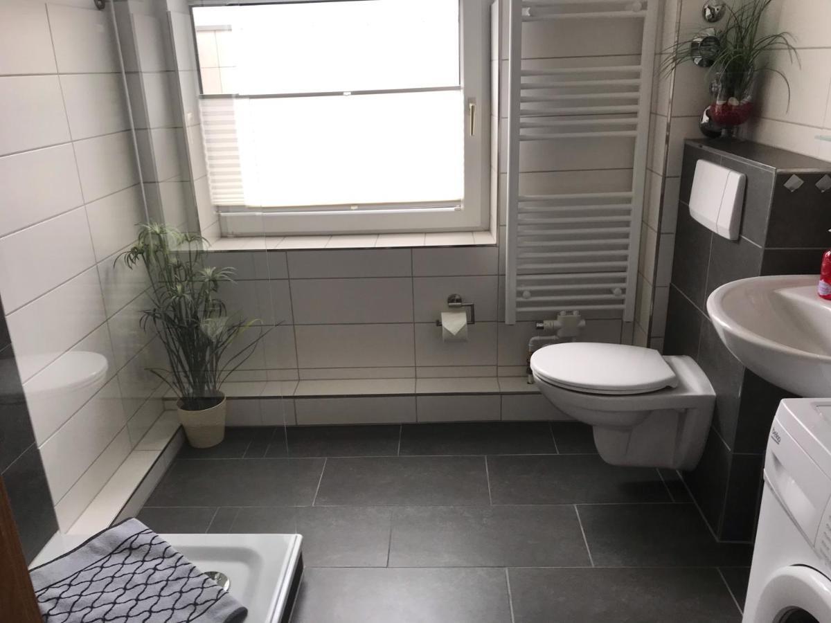 Ferienwohnung Am Schlossparkcenter Schwerin  Ngoại thất bức ảnh